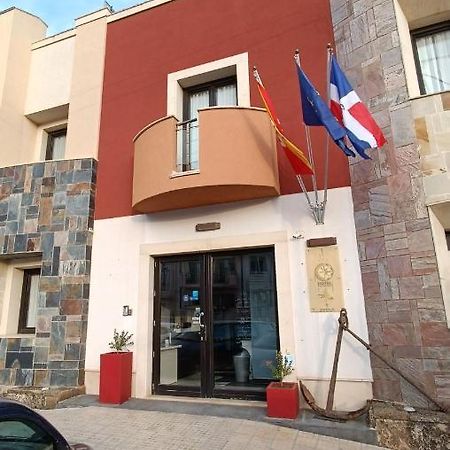אבולה Hotel Don Giovanni מראה חיצוני תמונה
