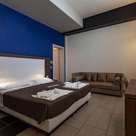 אבולה Hotel Don Giovanni מראה חיצוני תמונה