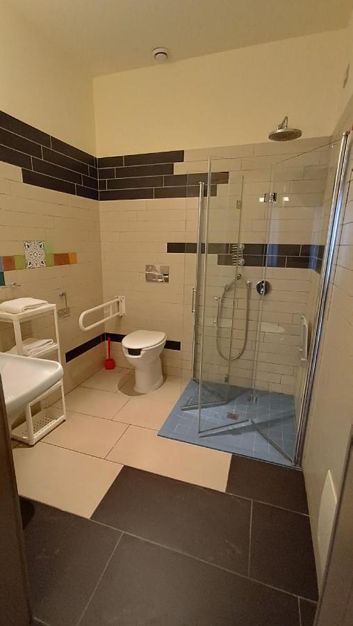 אבולה Hotel Don Giovanni מראה חיצוני תמונה