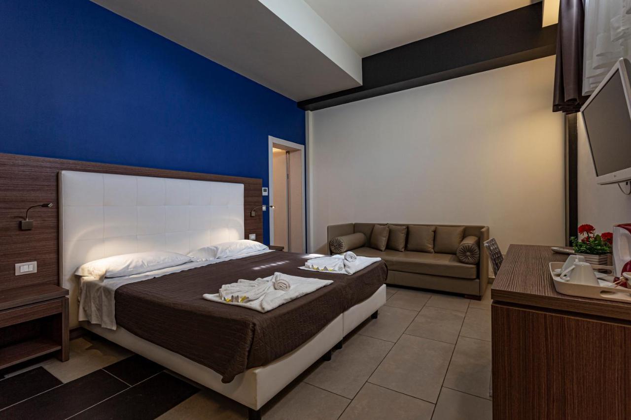 אבולה Hotel Don Giovanni מראה חיצוני תמונה