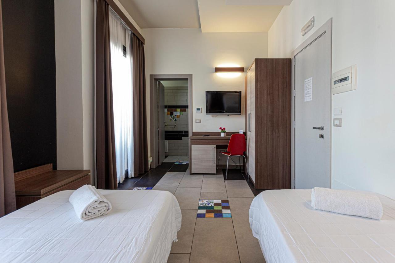 אבולה Hotel Don Giovanni מראה חיצוני תמונה